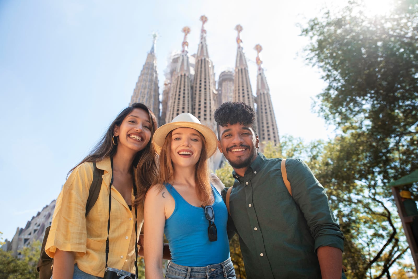 Estudiantes de Erasmus frente a la Sagrada Familia en Barcelona